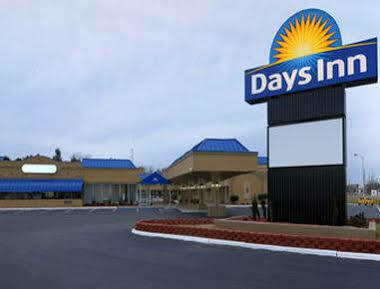 Days Inn By Wyndham Вашингтон Екстериор снимка